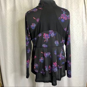 Lane Bryant Livi athletic zip up mesh top